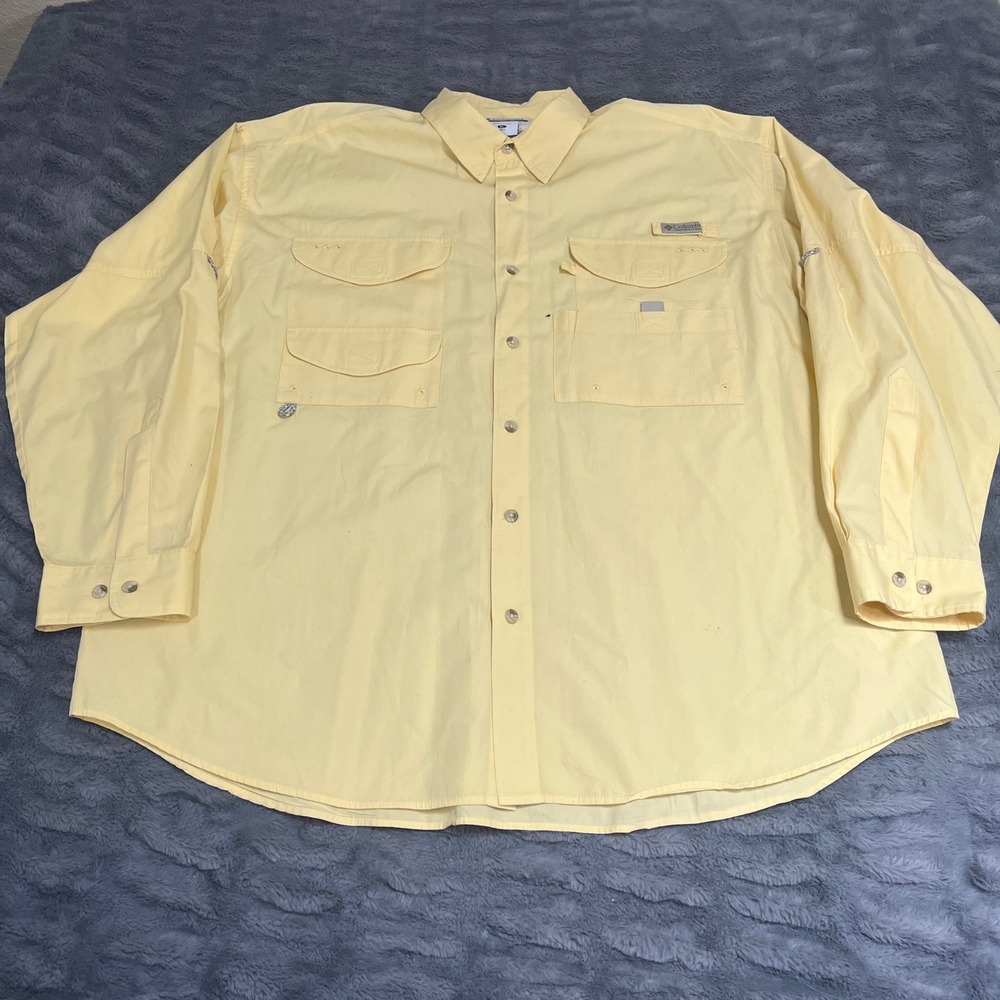 Columbia Men's Light Yellow Casual Button-Down Shirt